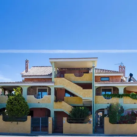Appartamenti Il Glicine Villasimius Exterior foto